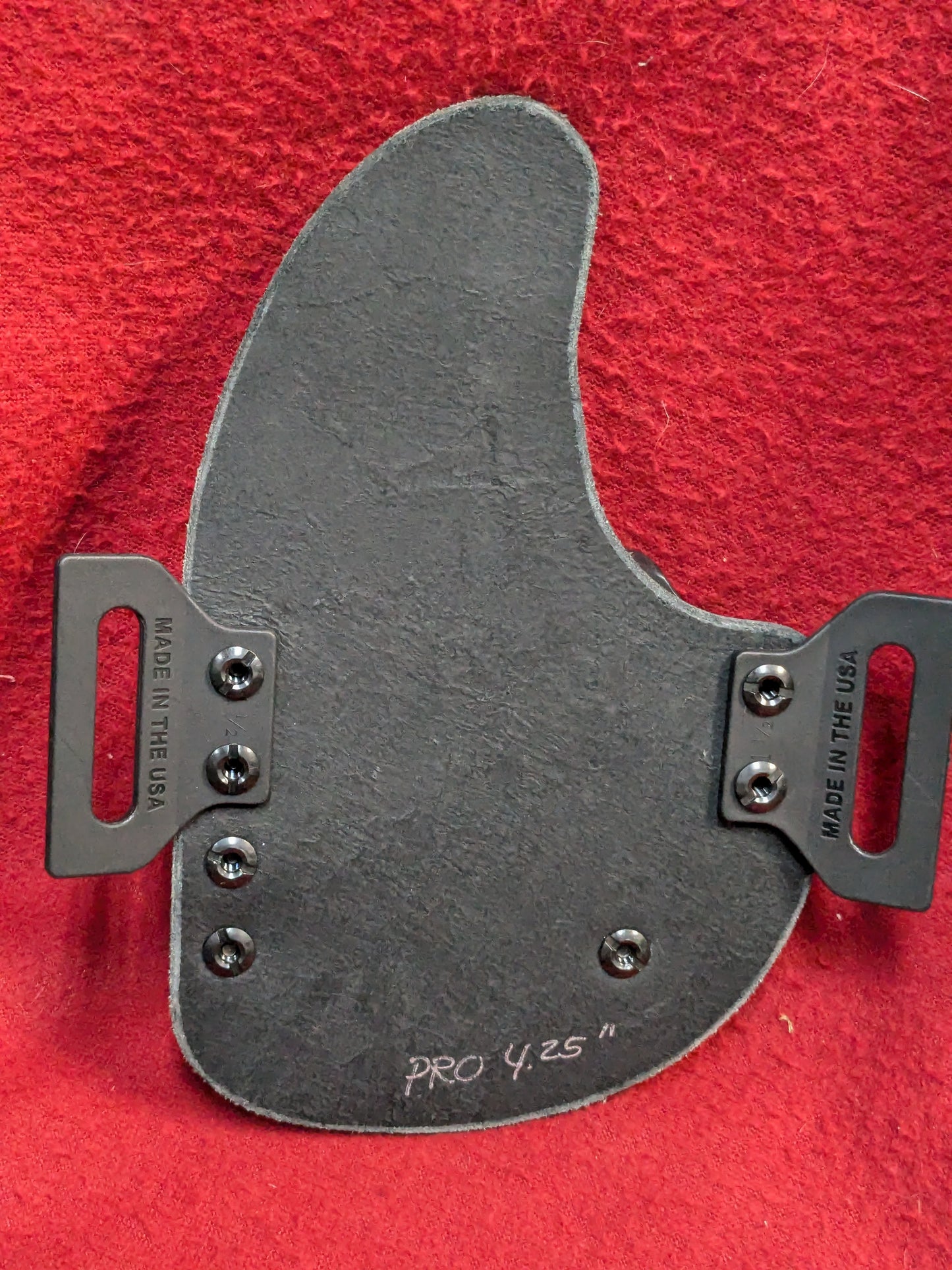 Cross Breed Holsters Right Hand 4.25" Black Used (FB17-GUA66)