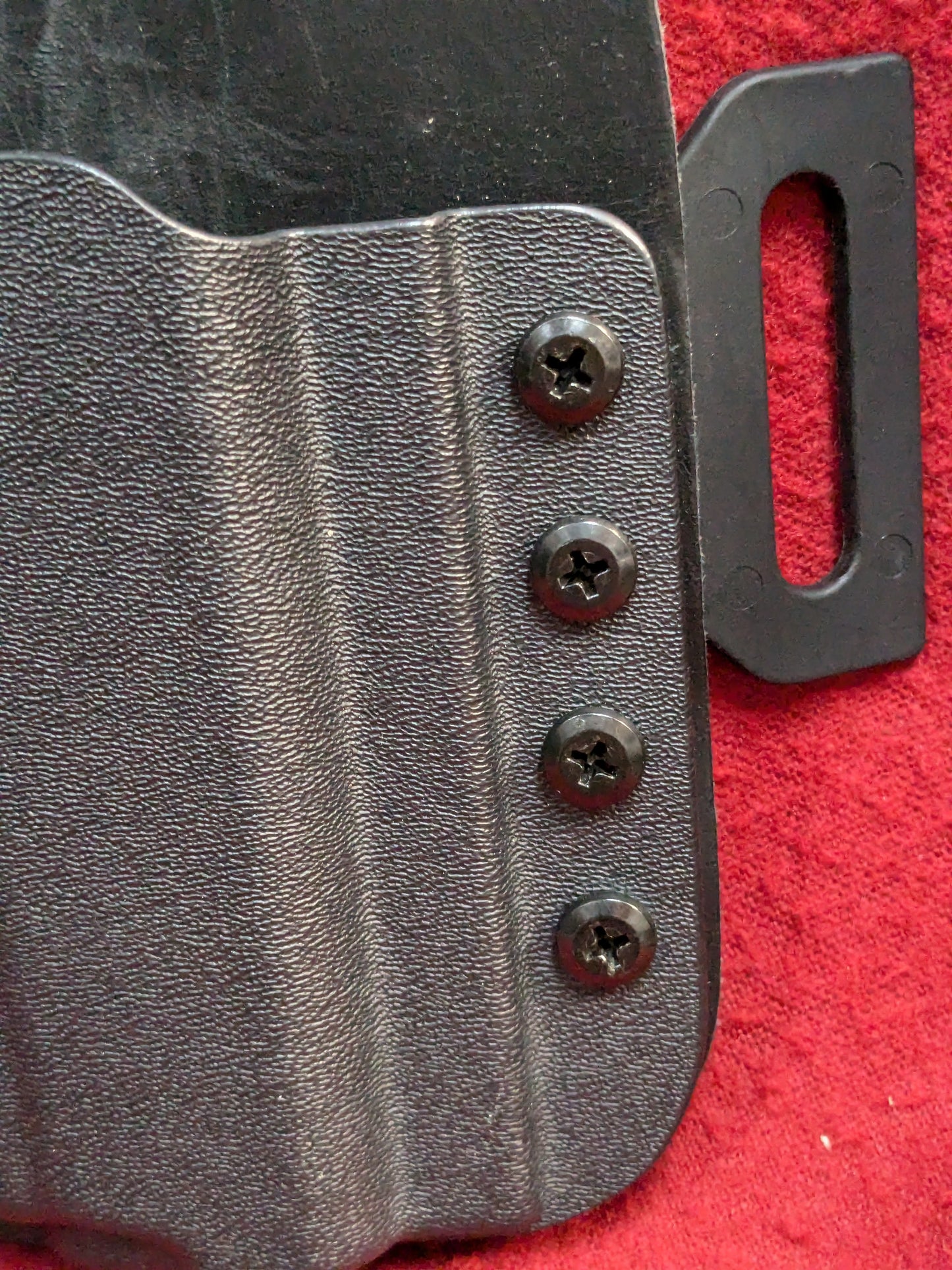 Cross Breed Holsters Right Hand 4.25" Black Used (FB17-GUA66)