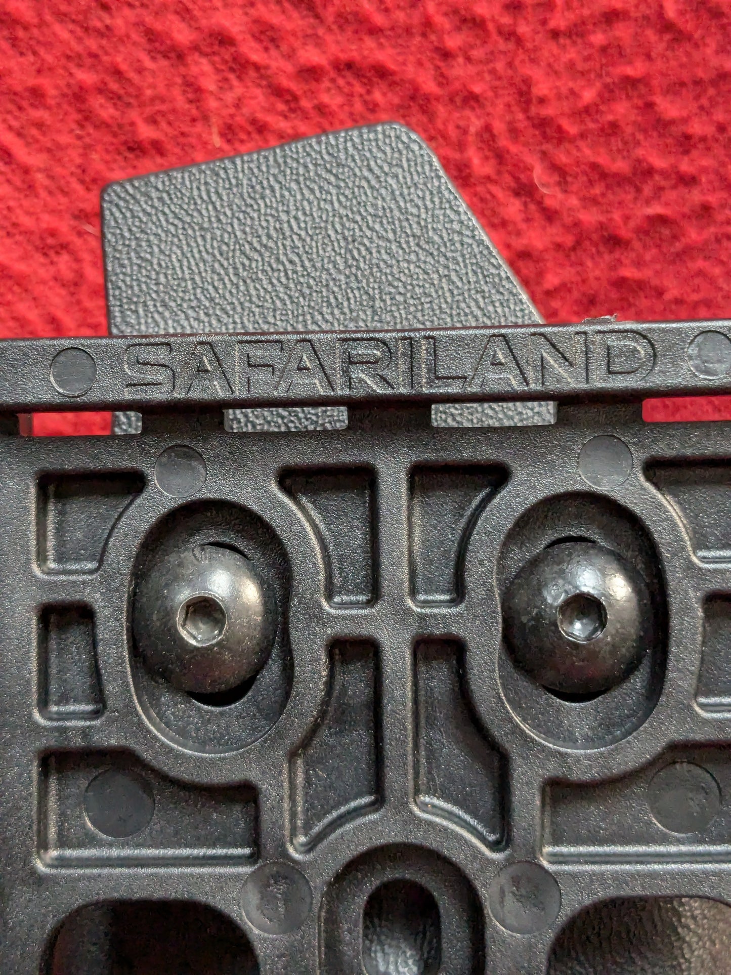 Safariland Black Holster Excellent Condition (FB18-GUA69)