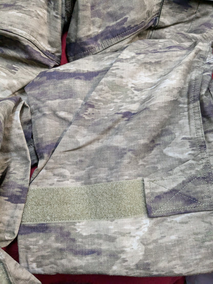 O.P.S. A-TACS Camo Combat Pants w/ Knee Pads Medium Excellent Condition ATACS (fc06-GUA102)
