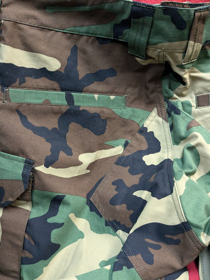 NOS OPS Ur-Tactical Lissom Tactical Shorts M81-Woodland Camo size: 34 (fa12-PET08)
