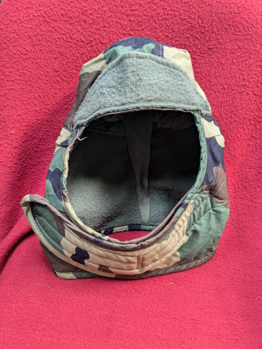 US Army Woodland BDU Pattern Size 7 1/4 HELMET LINER INSULATED PILE CAP Extreme Cold Weather Excellent Condition (fa12-PET81