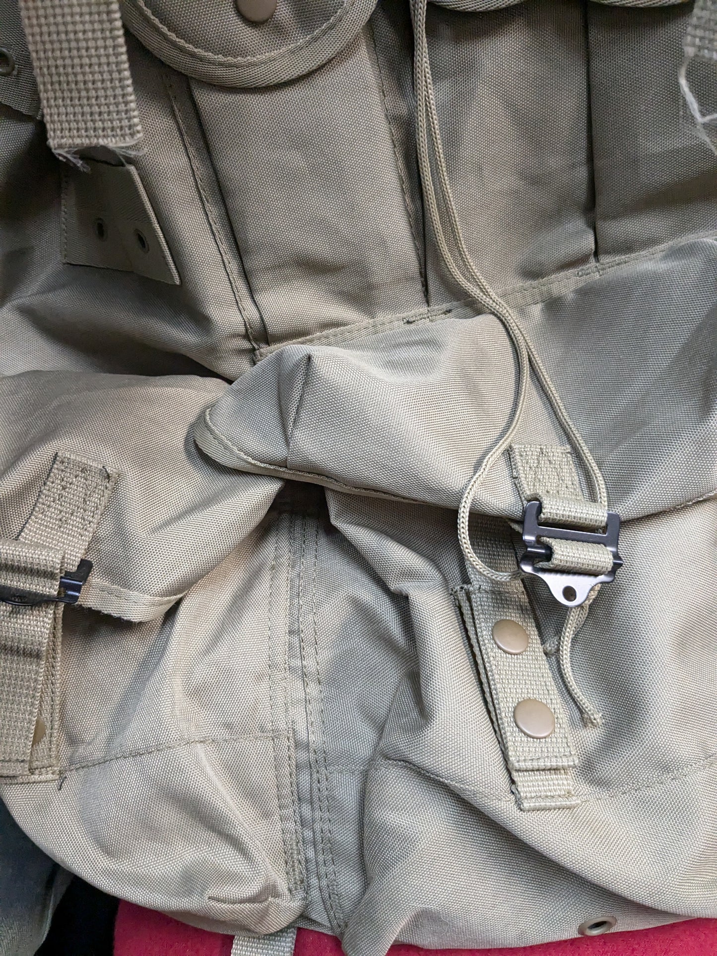 Large Alice Type Rucksack Bag Khaki W/ Kidney Belt (BB02-PET103)