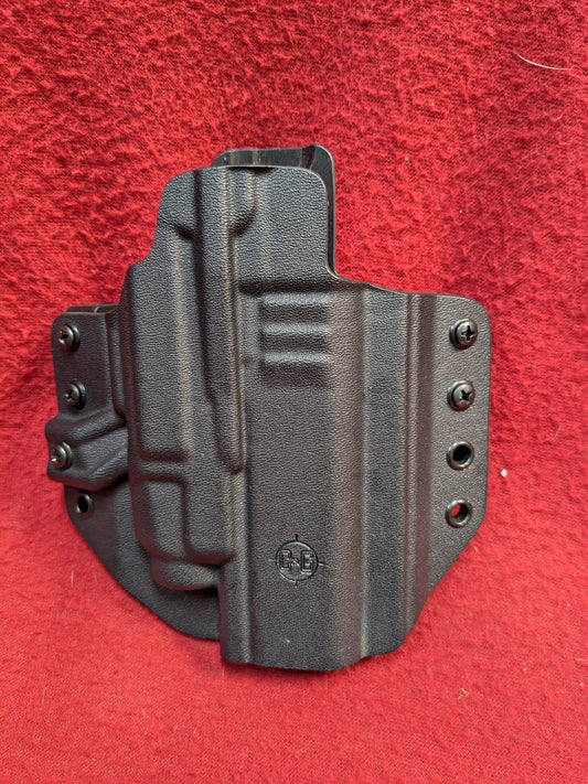 C & G HOLSTER OWB COVERT HOLSTER KYDEX Used (FB11-PET119)