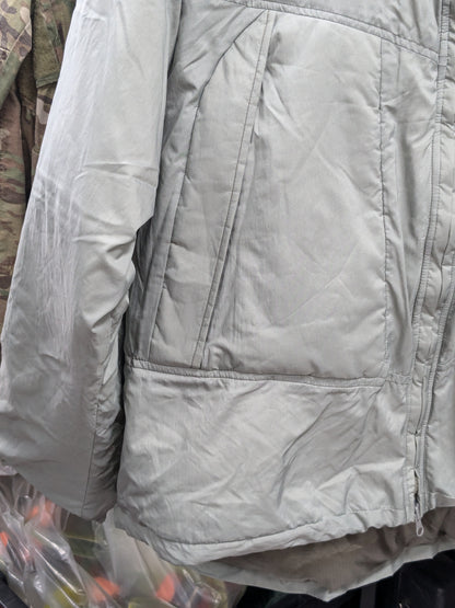 NOS Halys Primaloft Level 7 Parka ECWS Medium Marshmellow Jacket (AA07S-25APR64)