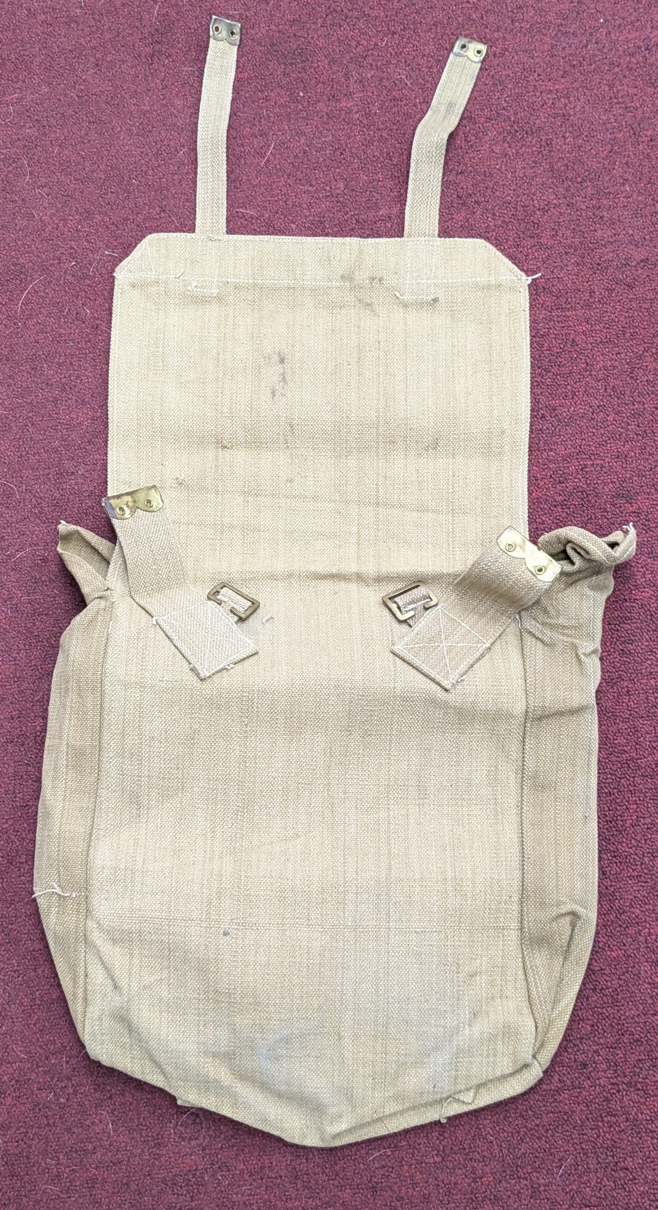 Vintage WWII British Pattern 37 Pack Khaki Canvas (CA3-26Apr74)