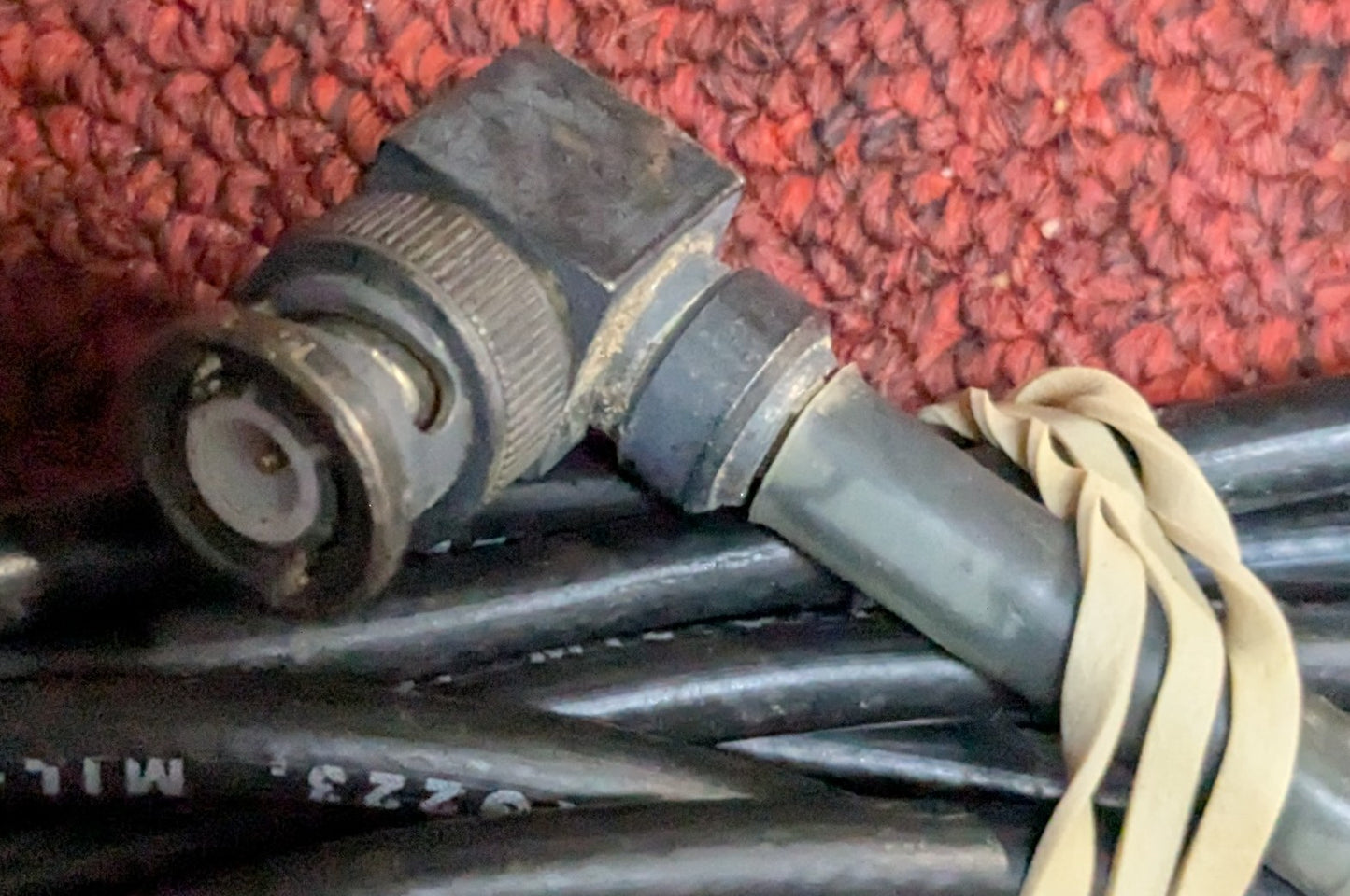 5995-01-219-7031 (CG-3855/VRC(9FT,0IN), A3014031-4) Radio Frequency Cable Double BNC 1 at Right Angle (DC8-25Sep18)