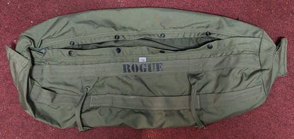 Small Zippered Duffle OD Green (FA8-26Apr29)