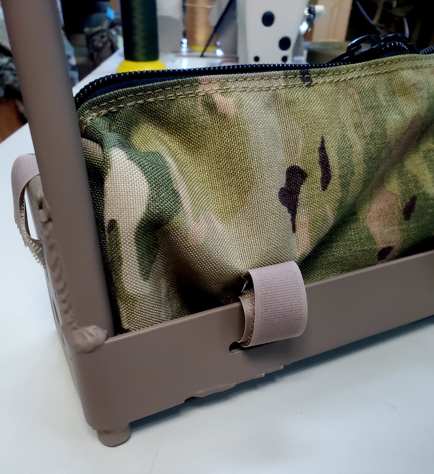 Custom Zipper Pouch for Behind Kidney Pad Alice Malice