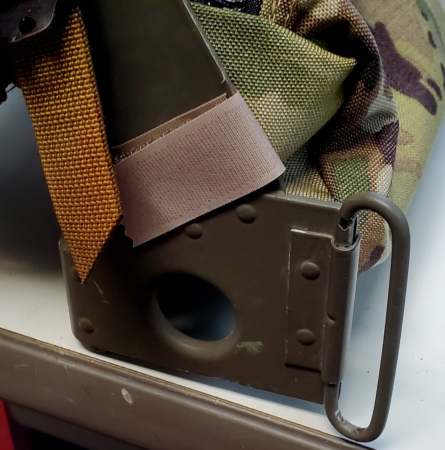 Custom Zipper Pouch for Behind Kidney Pad Alice Malice