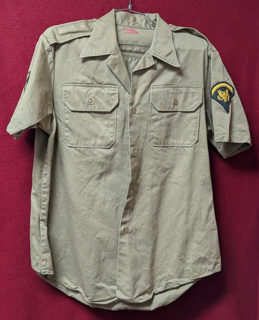 Vintage US Army Short Sleeve Button Down Medium (FB14-26Feb80)