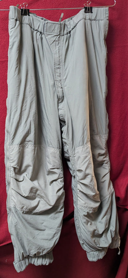 USGI Extreme Cold Weather Trousers Pants GEN III ECWCS Medium Regular (AB15-25Jul90)