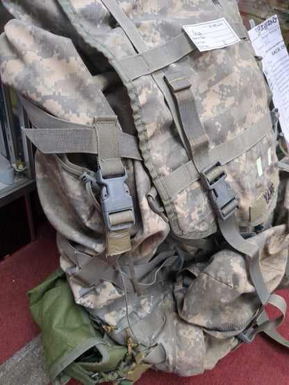 Yang  - Customer Ship Out 'Ranger Ready' ACU Molle II Ruck