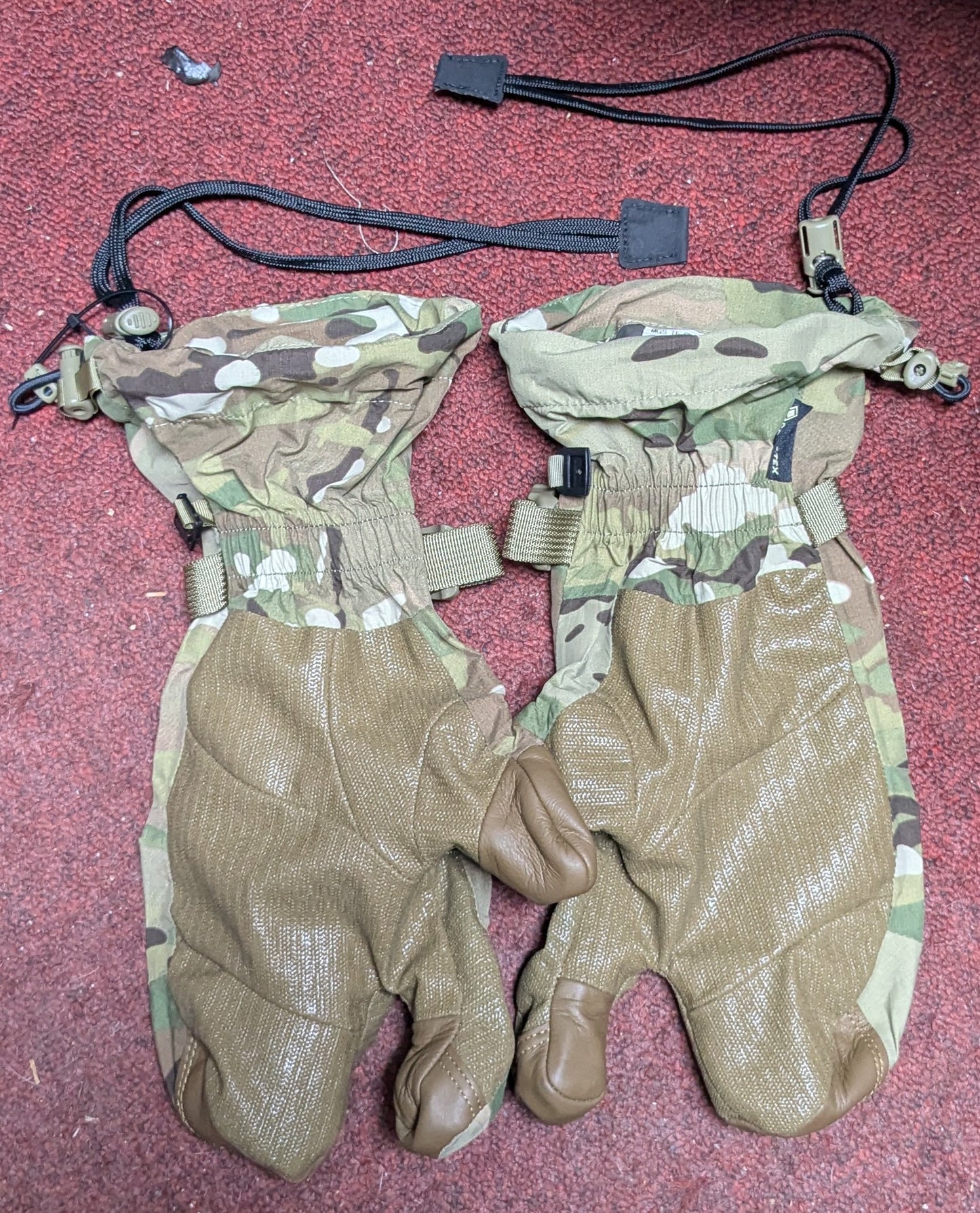Outdoor Research MGS TF Shell Mitts Large (AA16-26May4)