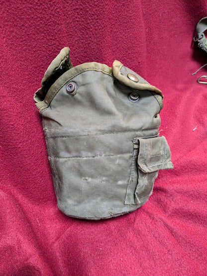 Vintage Canteen Cup and Cover (CB01-25APR52)