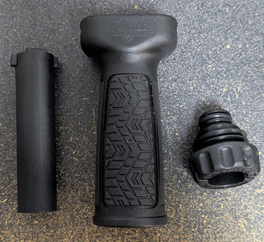 Daniel Defense Vertical Picatinny Foregrip, Black (AA05-26May16)