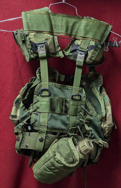 NOS OCP Load Bearing Vest, Equipment Belt, Canteen and Canteen Cover (DC11-25May141)