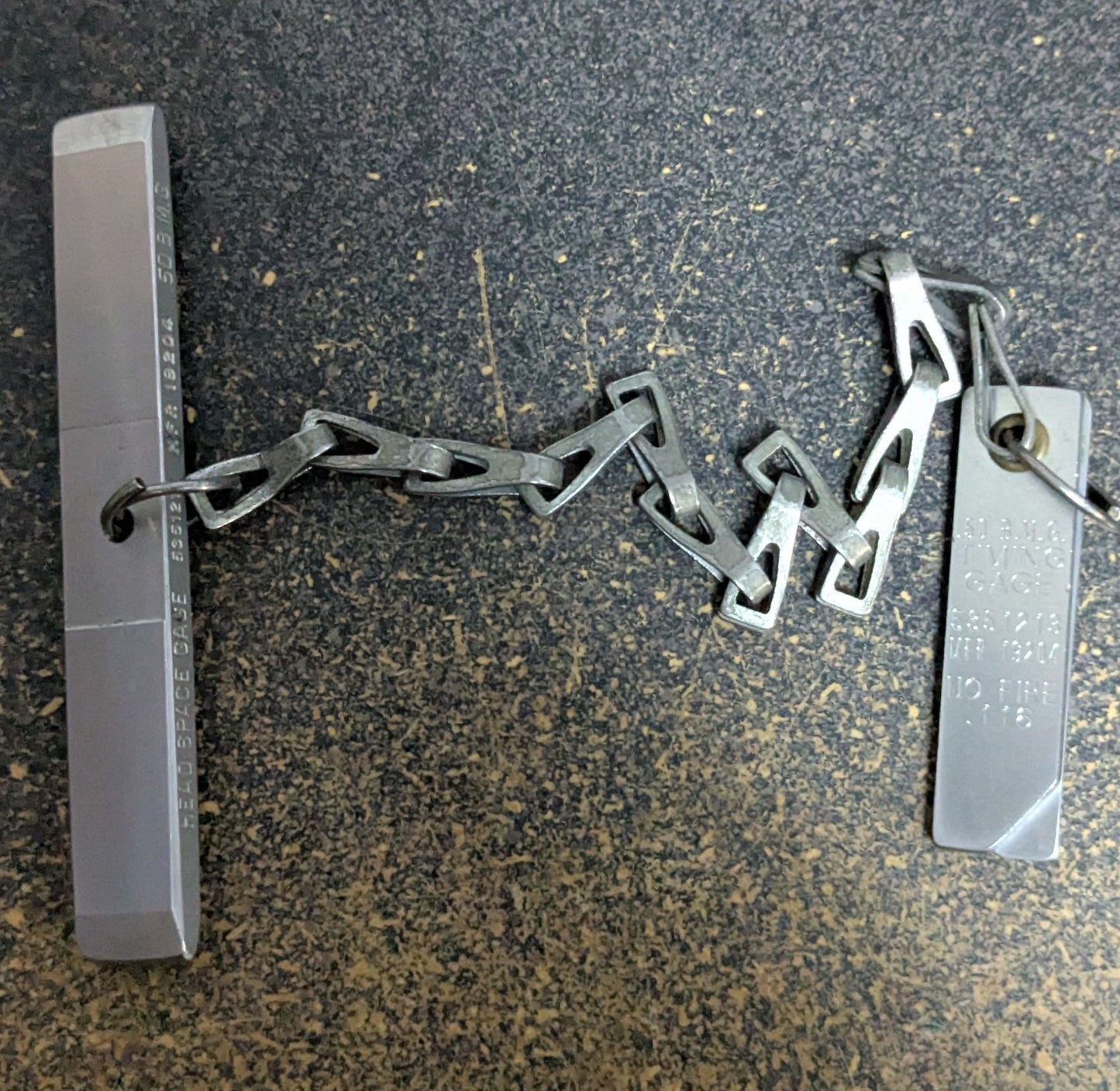 Headspace and Timing Gauge Chain .50 B.M.G.  (CA4-26Apr67)