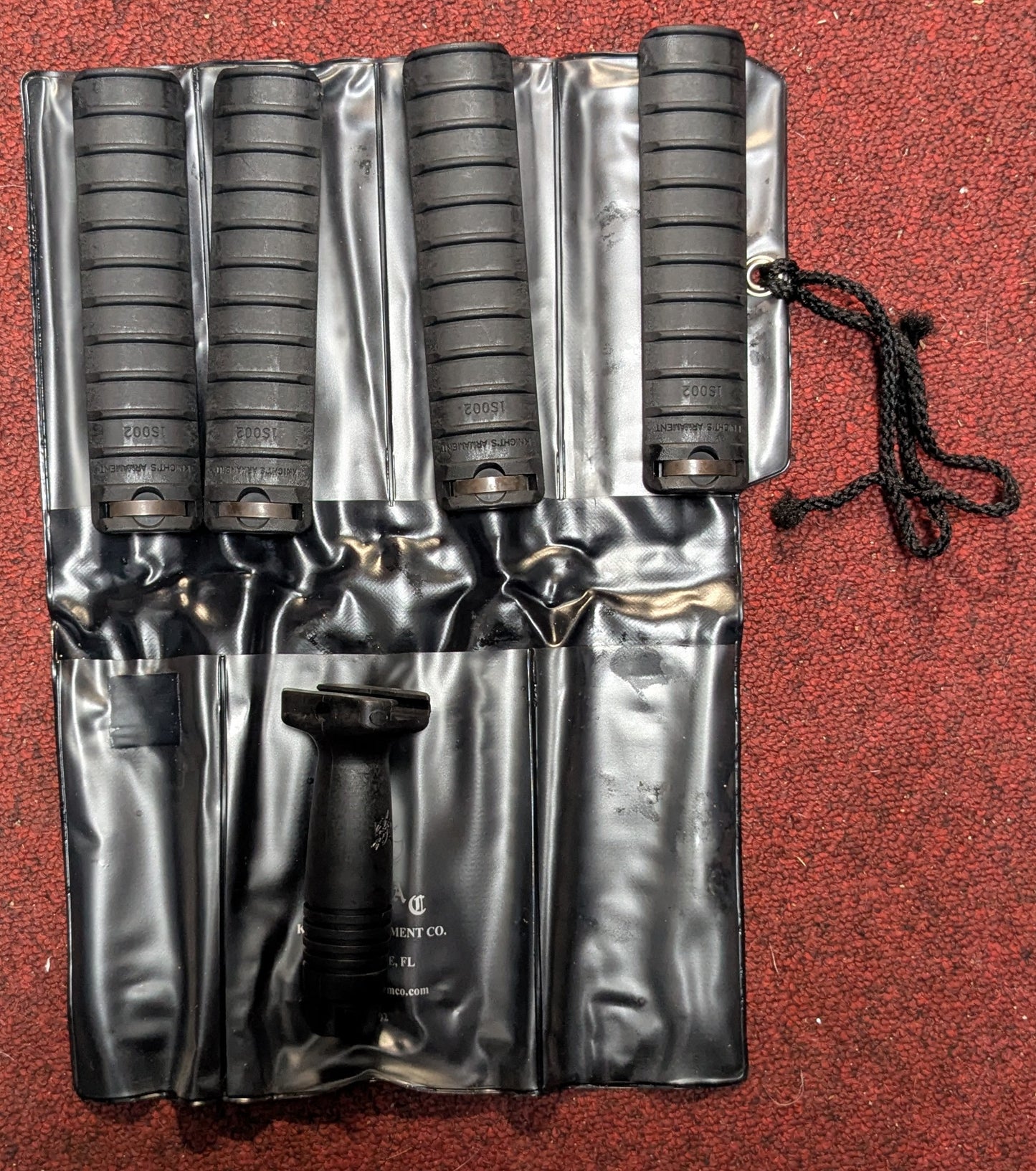Knights Armament Set of 4 Rail Covers, 1 Vertical Foregrip (FA6-25Nov36)