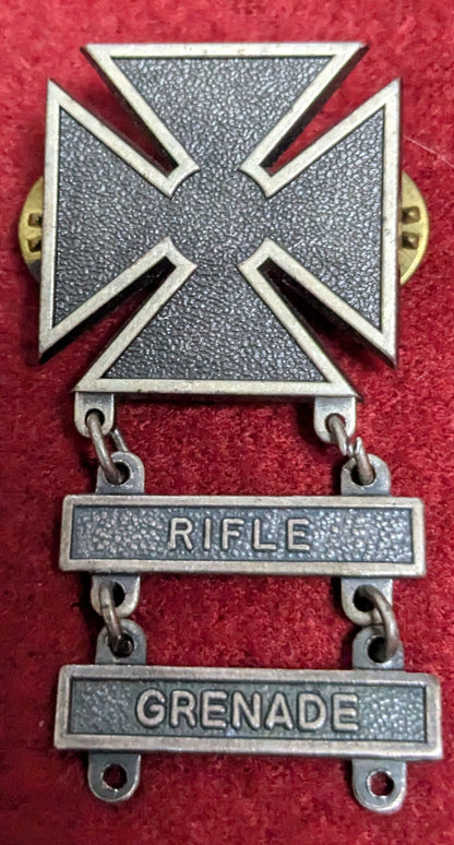 Badges, Marksman Rifle Grenade (BLK) (chcc-25Jun57)