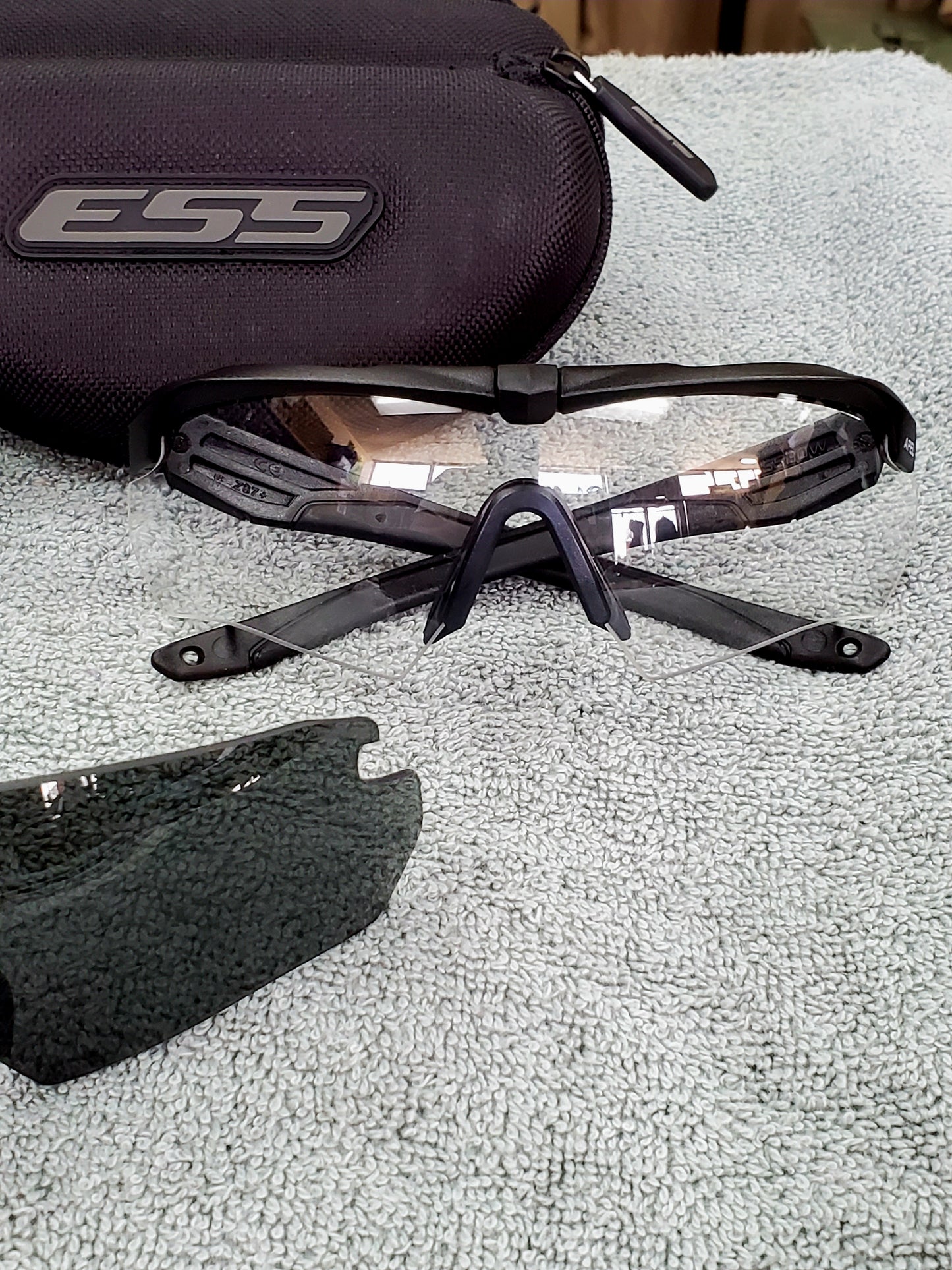 NOS US Army ESS Crossbow APEL Ballistic Dark/Clear Lens Set (DC 12 ess-nos)