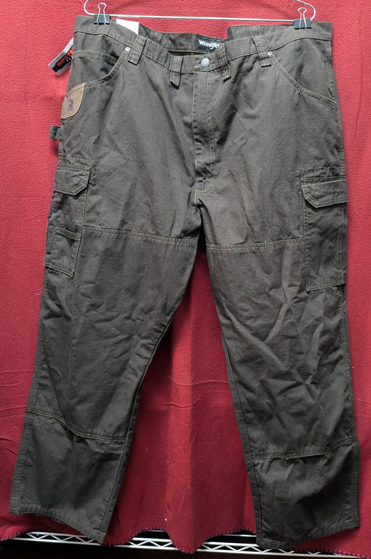 NWT Wrangler Riggs Workwear Ripstop Ranger Relaxed Fit Dark Brown (CA13-25APR19)