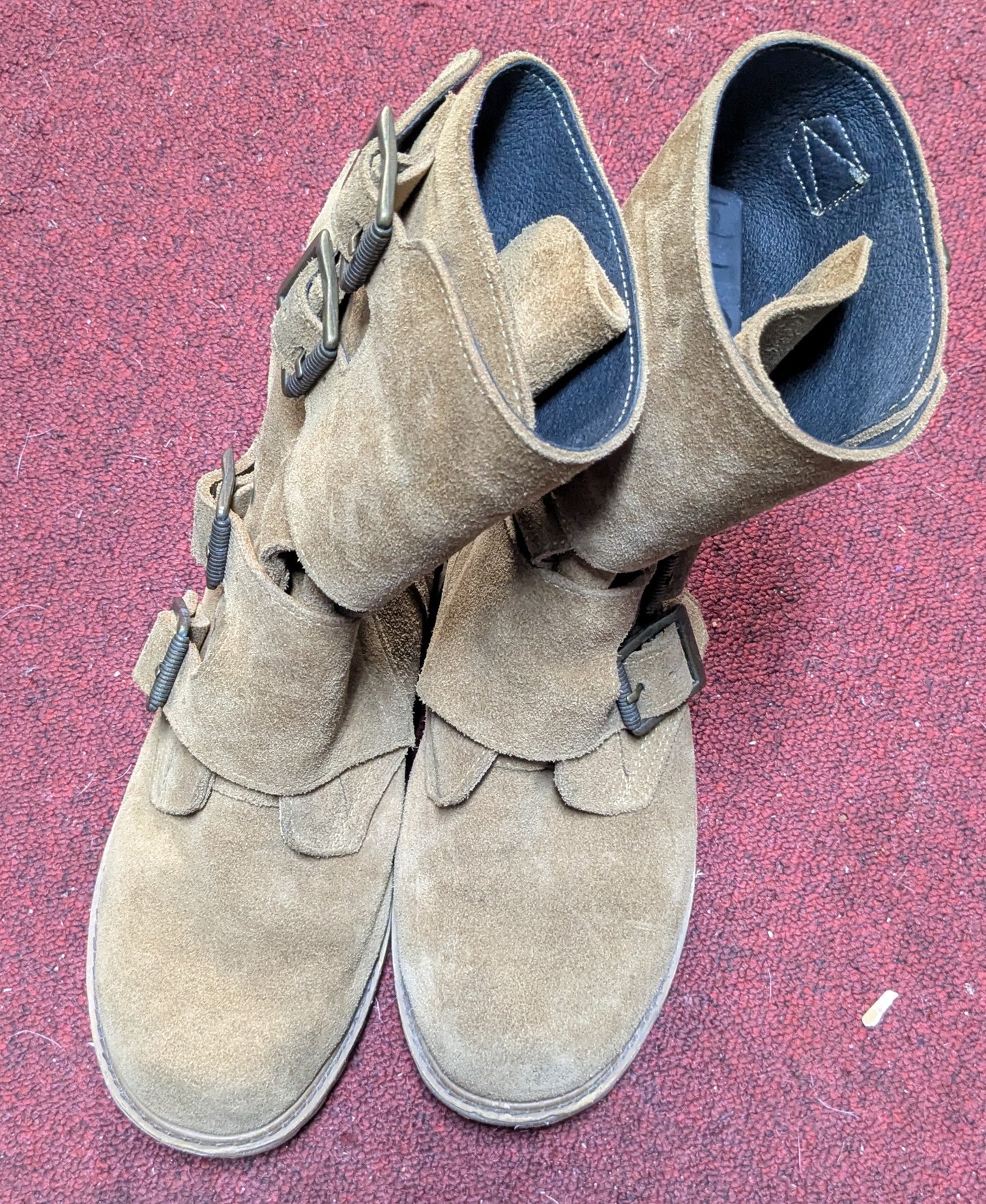 Corcorans CV2600 10" Tanker Boots Coyote Size 9 (AC01-25Nov30)