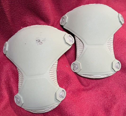 Patagonia Versatile Integrated Top Knee Pad Khaki (25APR132)
