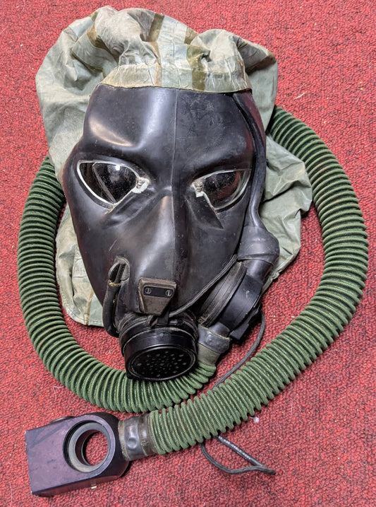 M23 Aircrew Mask AH-64 CBRN Medium (DC9-25Oct33)
