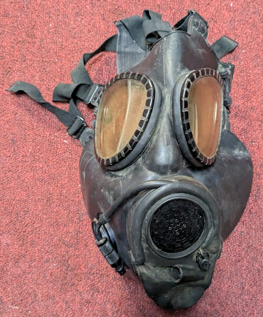 M17 Gas Mask Small (CA14-25Sep93)