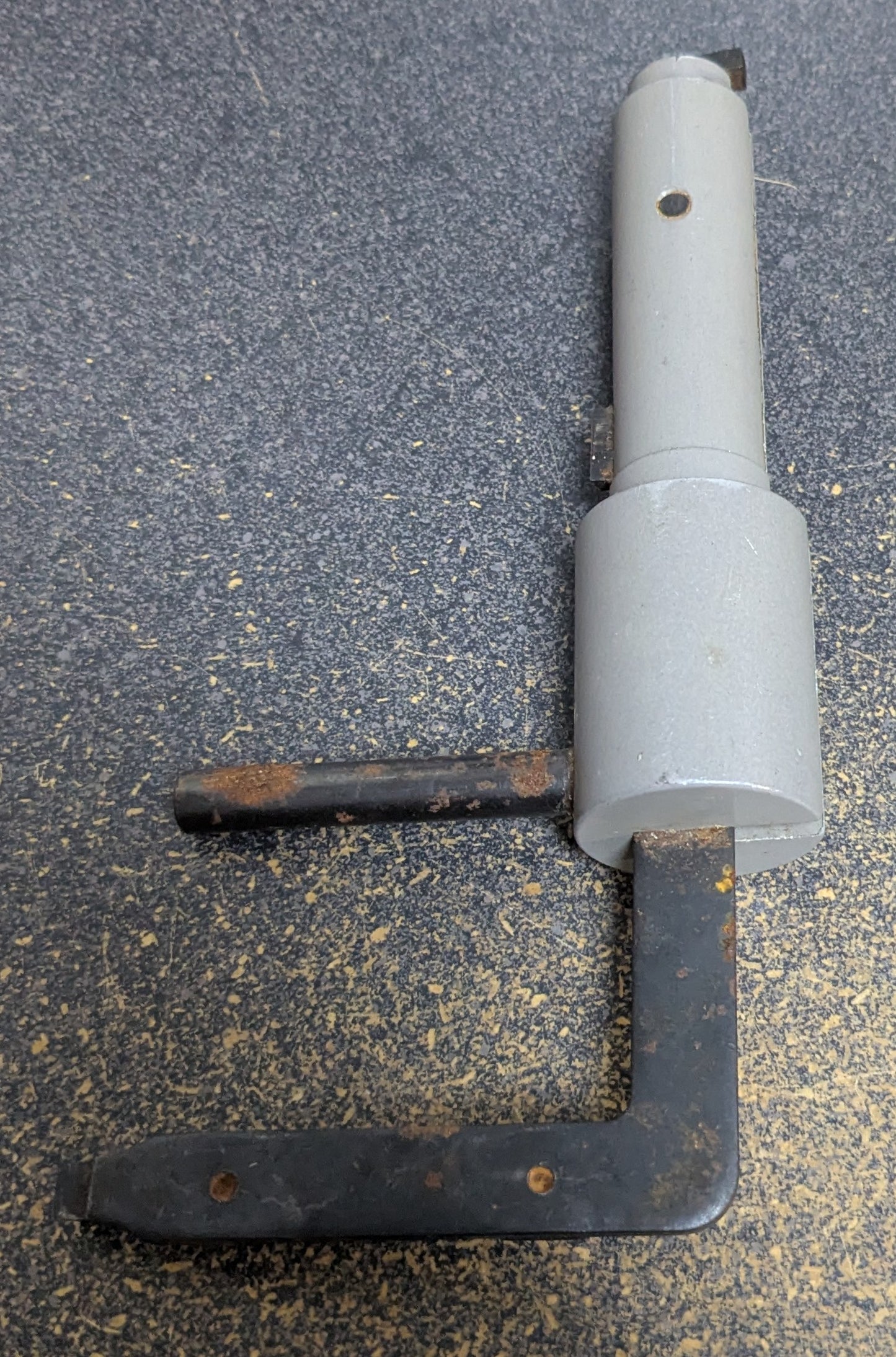 M240 Combination Scraper Extractor Tool (26Jun12)
