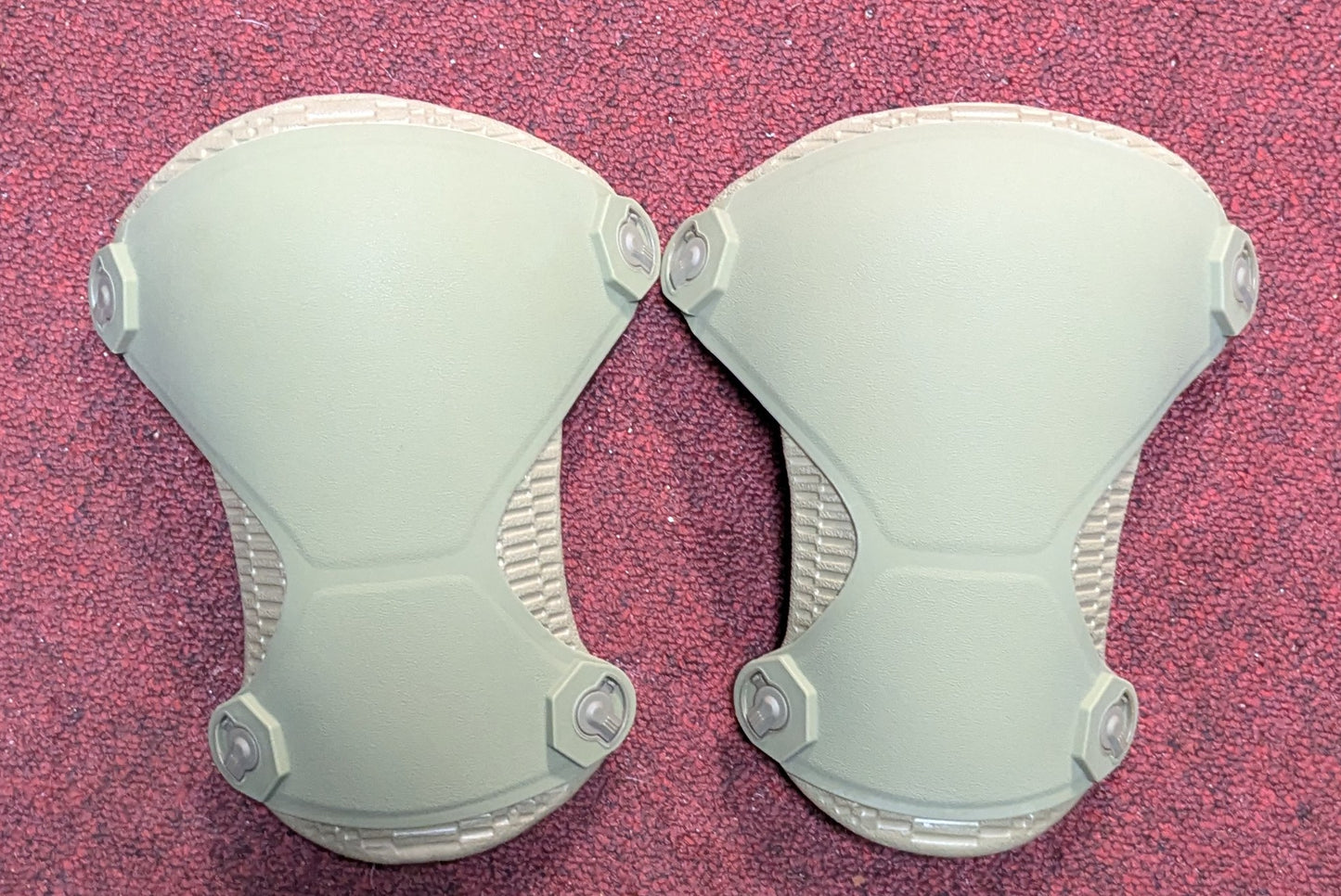 NWT Patagonia Knee Pad Inserts (FA6-25Nov41)