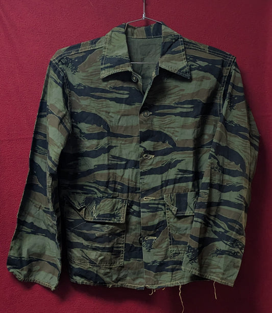 Tiger Stripe Camo Top M.S. (CB11-25Sep62)