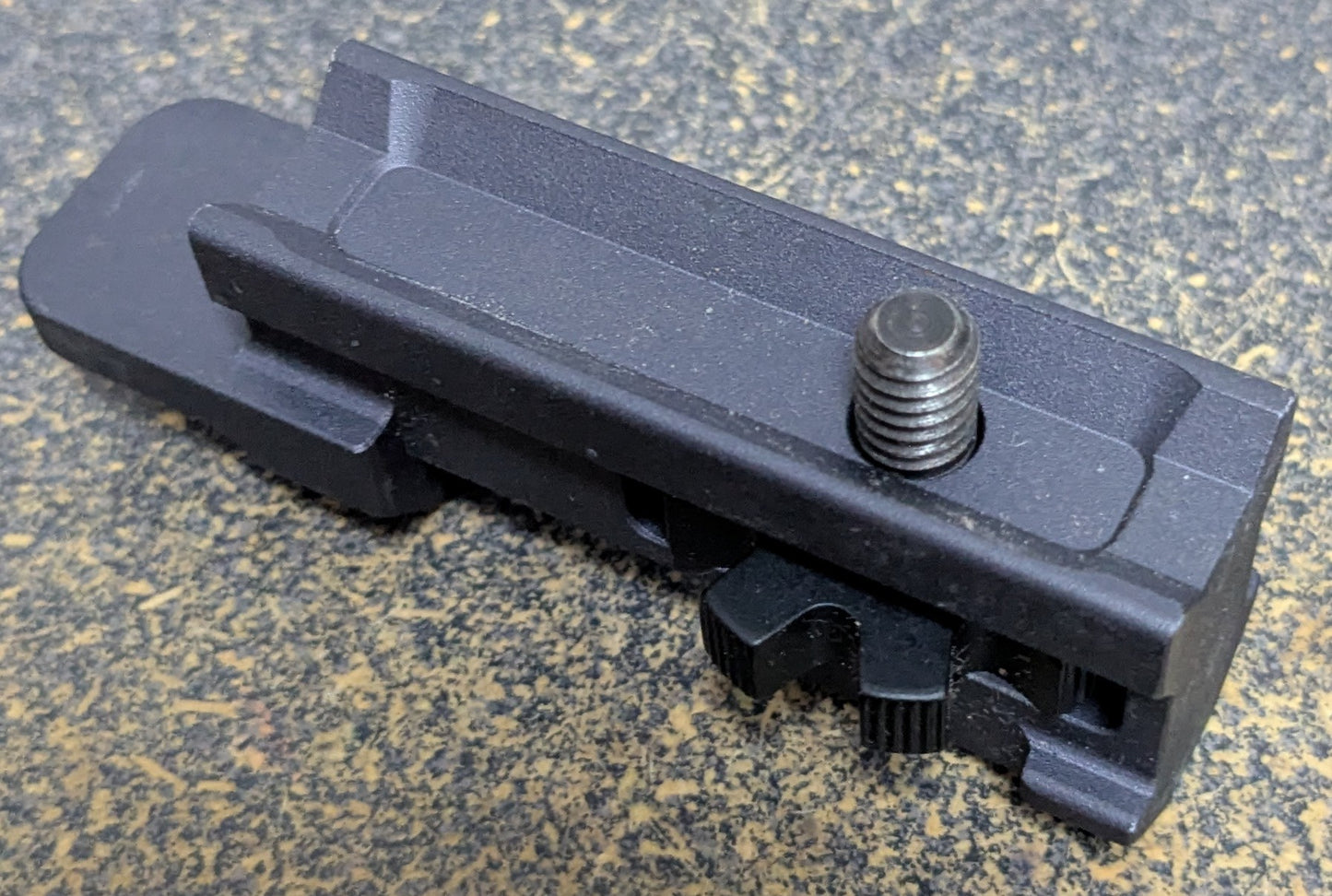 PEQ-2/4 Upper Picatinny Mount Laser Aiming Module (DB11-25Aug18)
