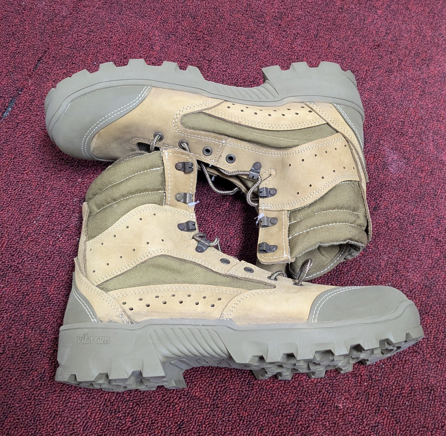 US Army Bates 11.5R E03612C Deployment Mountain Combat Boots Excellent Condition (25mar10)