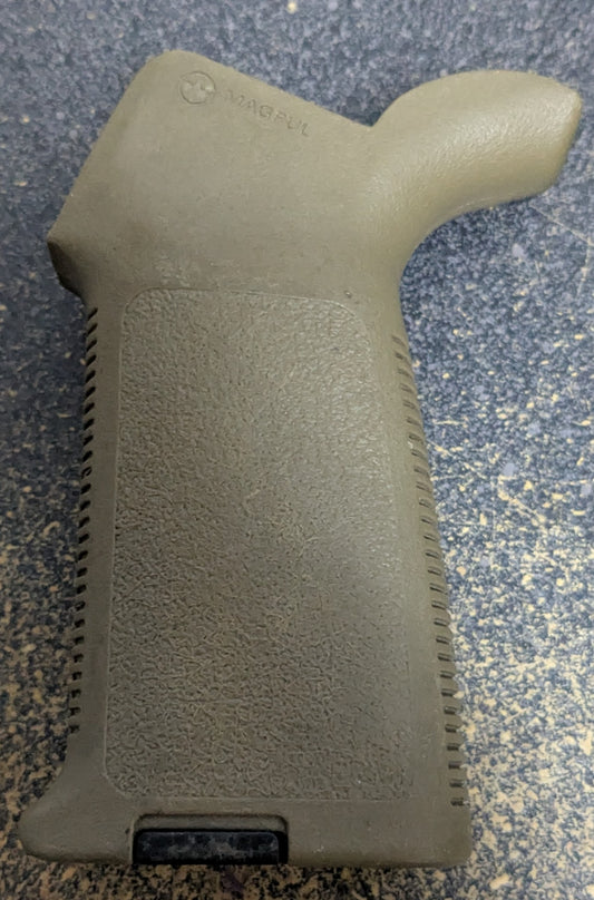 Magpul MOE Pistol Grip AR-15/M-16 Coyote (AA06-26Jan21)