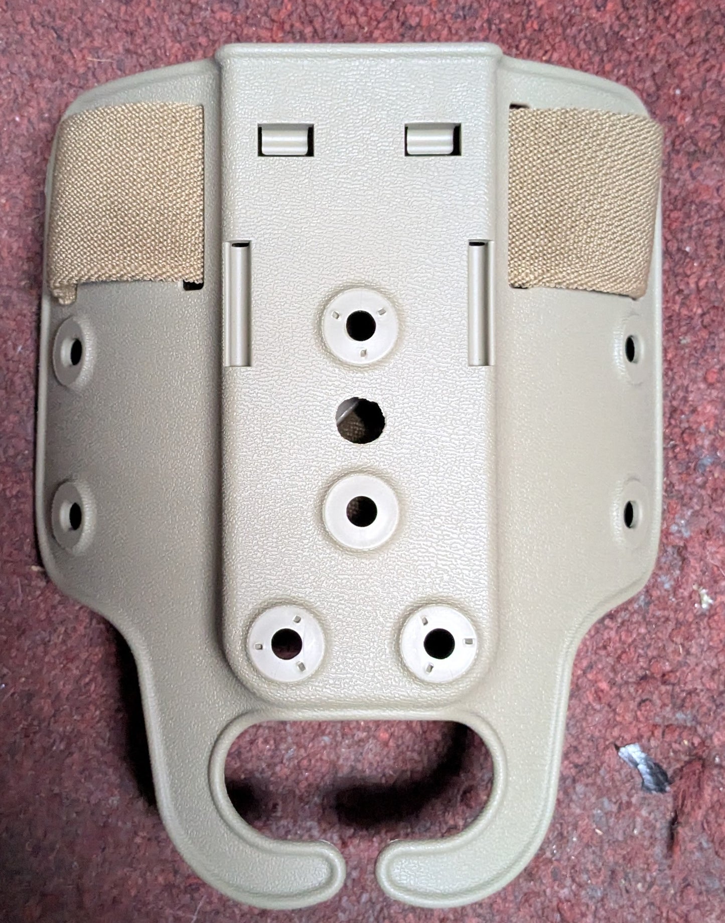 Model 6004-14 Thigh Plate and Belt for Single Strap Leg Shroud FDE Brown (DB15-26Jan50)