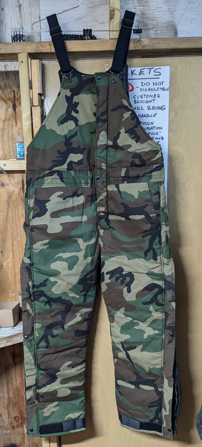 Dakota Outerwear Insulated Parka/Bibb Overalls Woodland BDU (ca01-25MAR63)