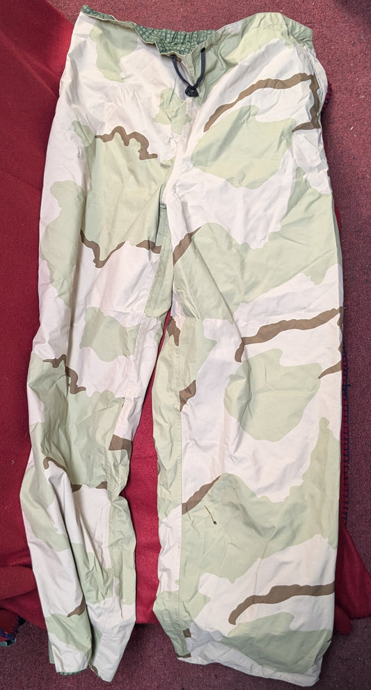NOS Adventure Tech Reversible Desert Night Camo All Weather Pants Large (25APR85)