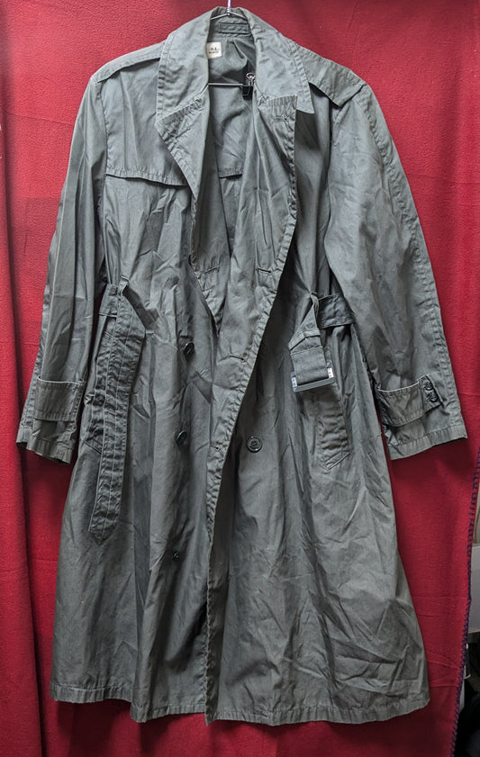 Raincoat, Man's, Cotton and Nylon, Quarpel Army Green 274 (CB09-25APR26)