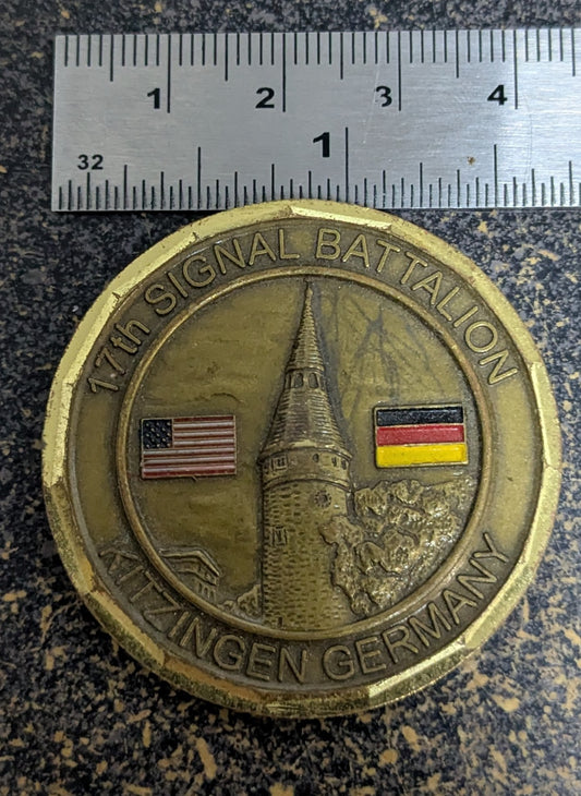 Challenge Coin 17th Signal Battalion Kitzingen Germany We Lead the Way Army Coin (26Jun30)