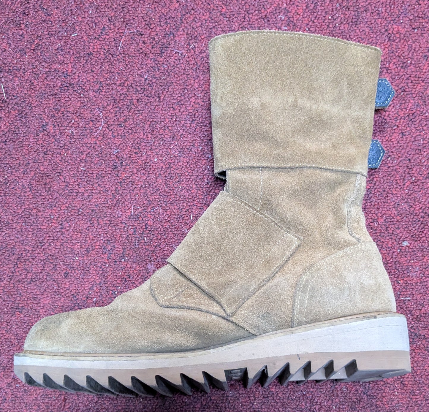 Corcorans CV2600 10" Tanker Boots Coyote Size 9 (AC01-25Nov30)