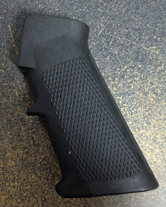 A2 Pistol Grip Black (AA06-26Jan22)