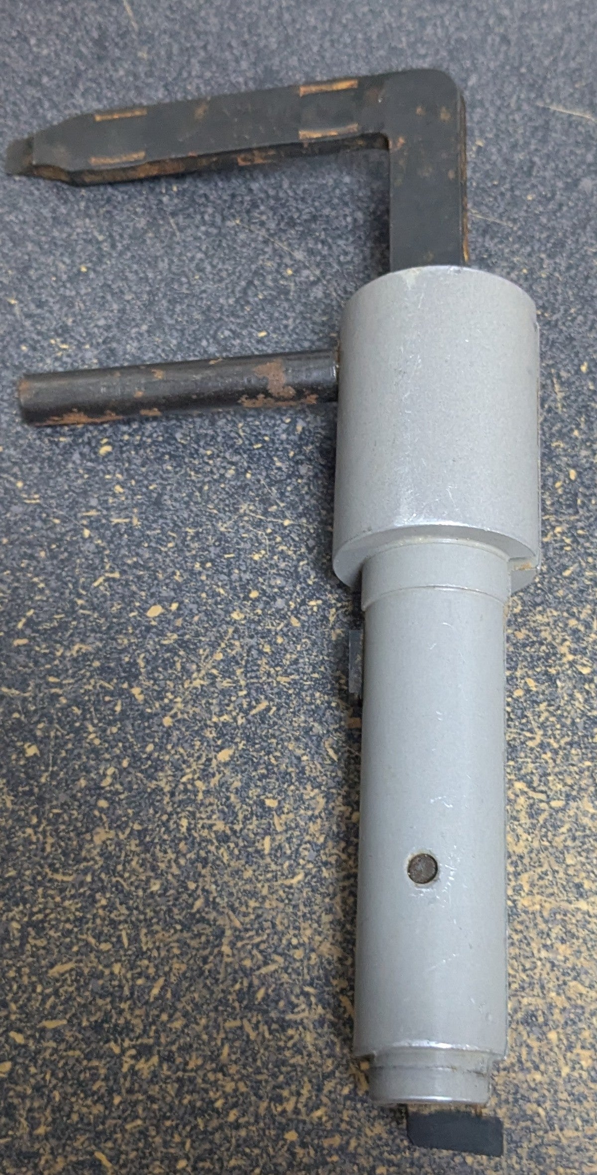 M240 Combination Scraper Extractor Tool (26Jun12)