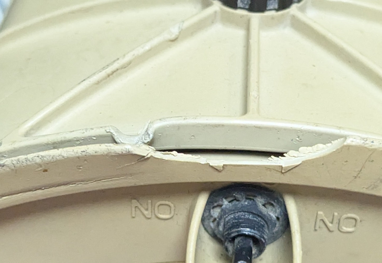 Norotos Battery Pack Cover Assy ENVG AN/PSQ-2 (AA02-26Jan32)