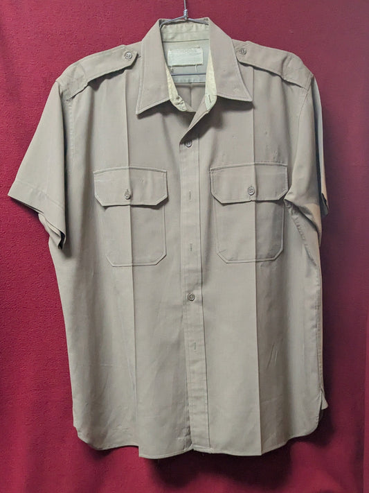 Vintage US Army Short Sleeve Khaki Button Down Large (FB3-26Mar21)
