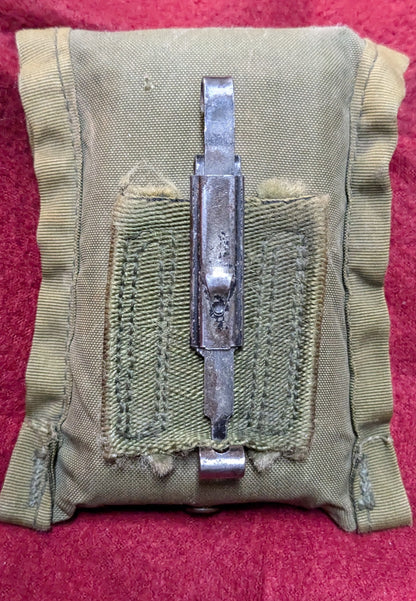 US Military Camouflaged Field First Aid Dressing Pouch, 2 Unopened 4x7" Bandages (CB01-25APR51)