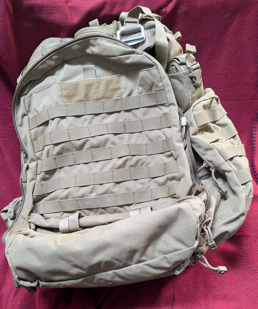 NOS Camelbak Maximum Gear BFM Airborne Jump Pack Coyote Brown 72 Hour Assault Pack (CA04-25APR44)