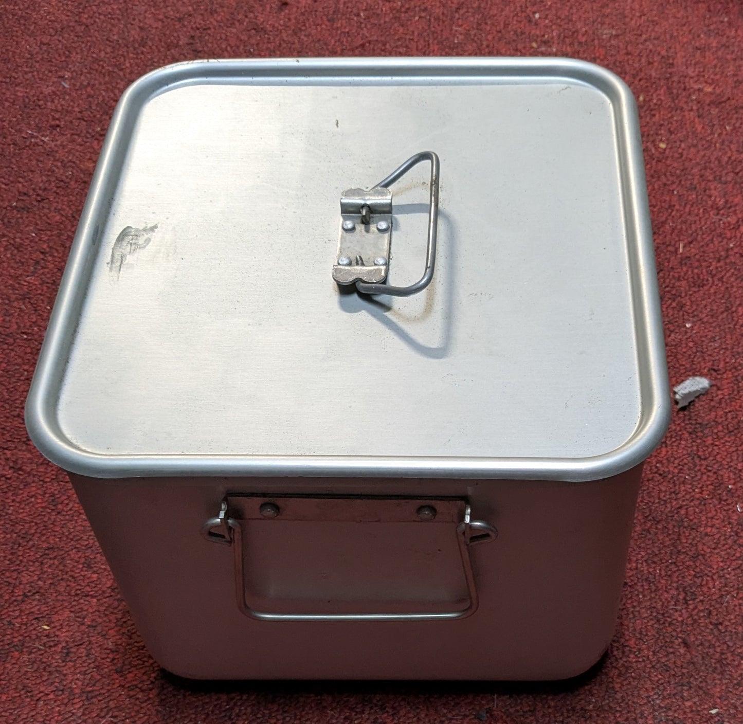 U.S. Nash Lidded Metalware 5.5"x7.875"x8.25" (FA3-26jan69)