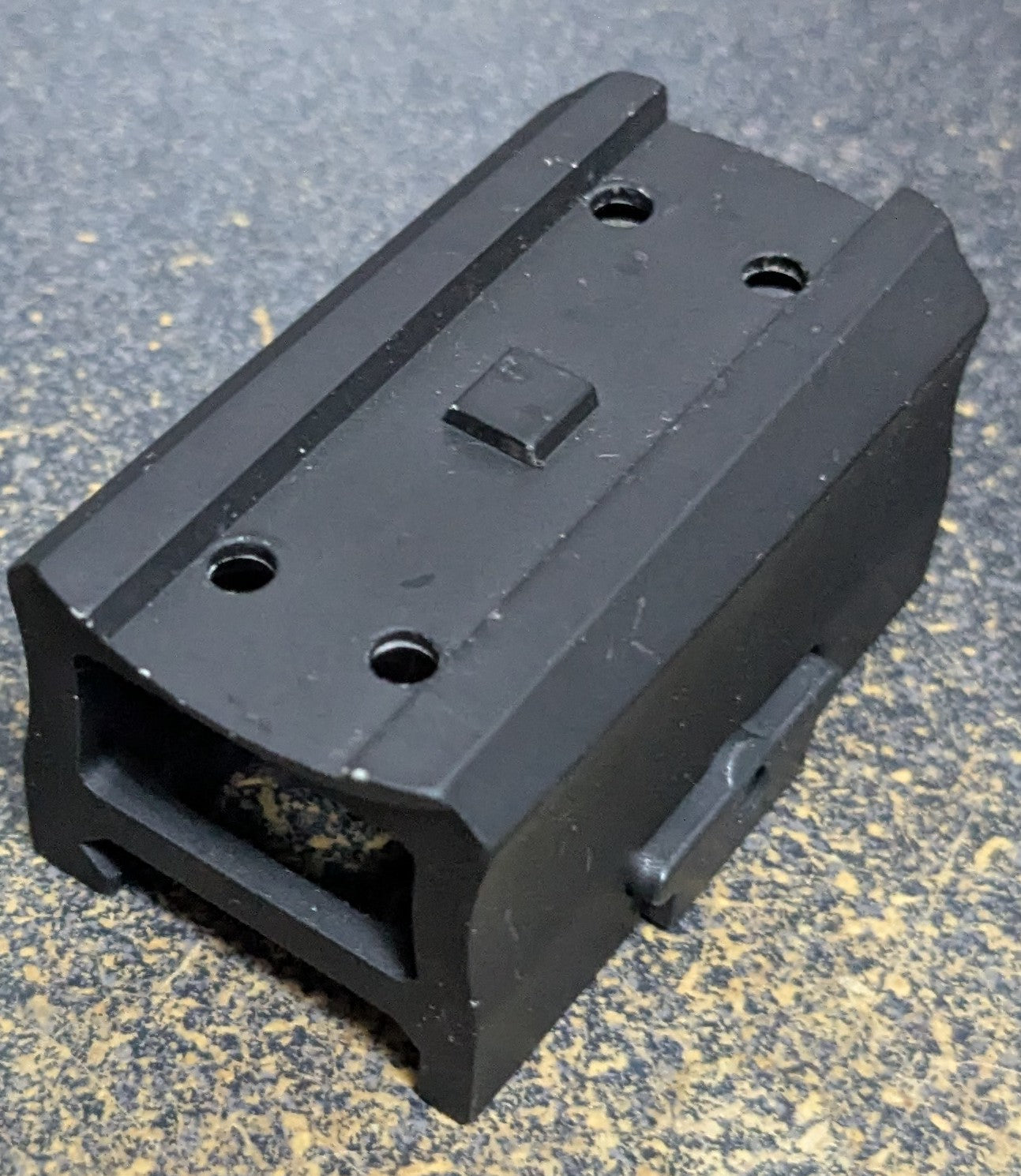 Picatinny Rail Mounting Clamp Black (FA8-26Apr11)